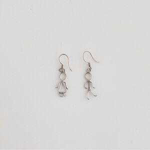 Vintage Figural Boy and Girl Dangle Drop Earrings Silver Tone Wire Work Jewelry